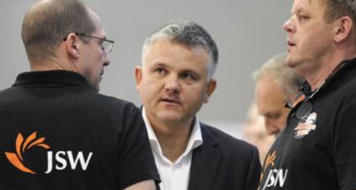 Czarne chmury nad oleśnicką siatkówką