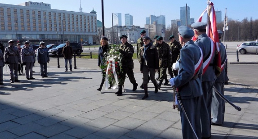 Uczcili marszałka Piłsudskiego