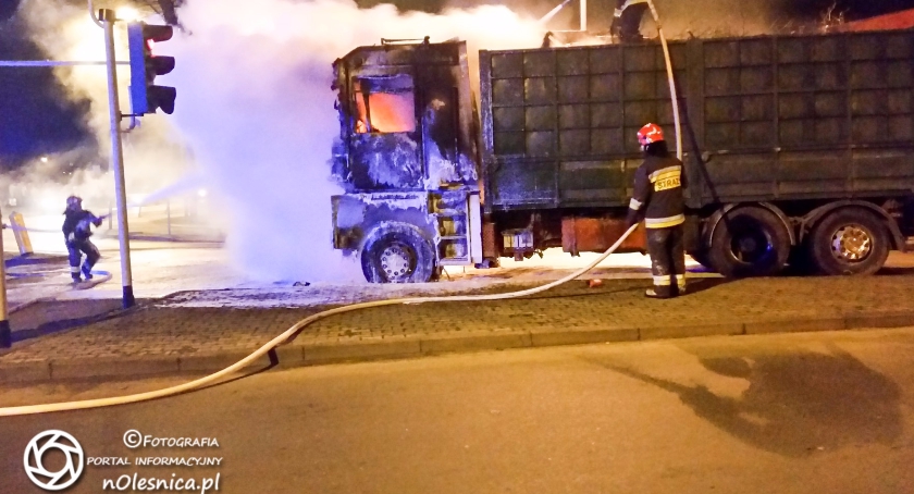 Pożar samochodu ciężarowego na Klonowej - FOTO - VIDEO