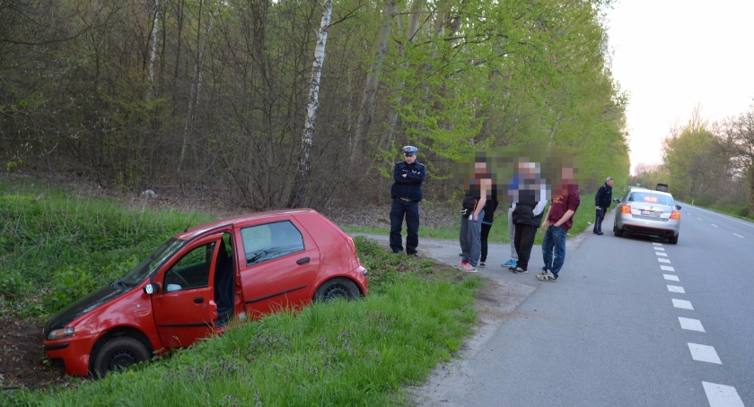 Zdarzenie drogowe pod Cieślami