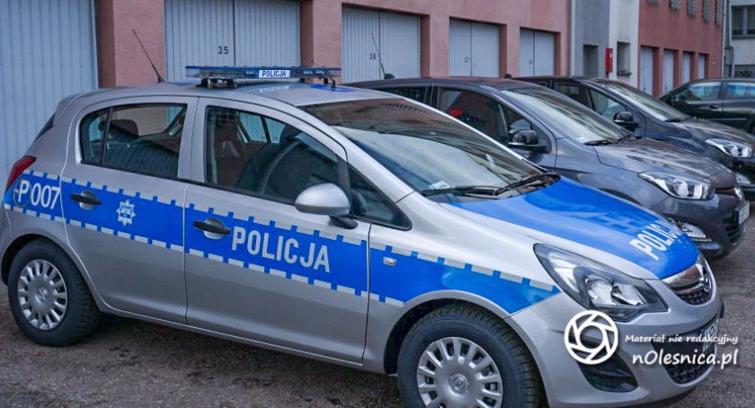 Dwa nowe radiowozy dla oleśnickiej drogówki
