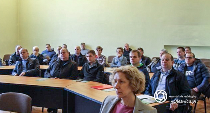 Nowe regulacje obrotu ziemią