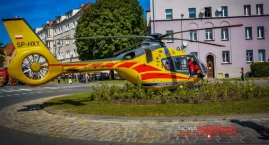 Niecodzienne lądowanie na oleśnickim rondzie - śmigł…