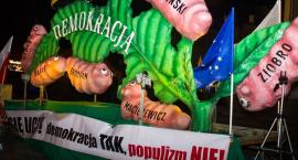 KOD i Gąsienice w Oleśnicy