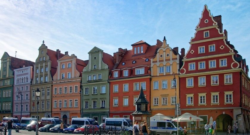 Wynajem samochodu we Wrocławiu - sprawdziliśmy dlaczego warto