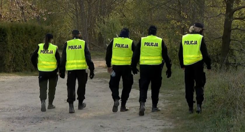 Pod Wrocławiem zgubił się trzyletni chłopczyk. Na szczęście udało się go szybko odnaleźć.