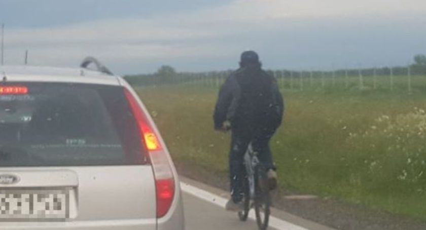 Zatrzymany wczoraj na autostradzie rowerzysta był nietrzeźwy. To obywatel Łotwy