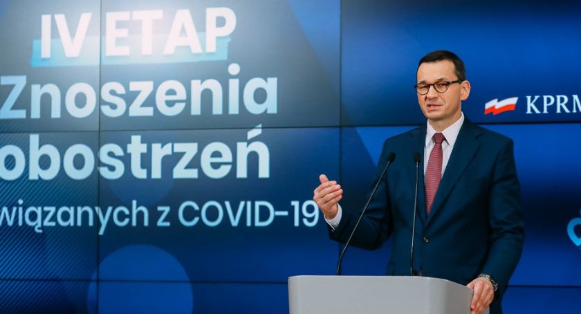 Premier Morawiecki ogłosił IV etap zniesienia ograniczeń