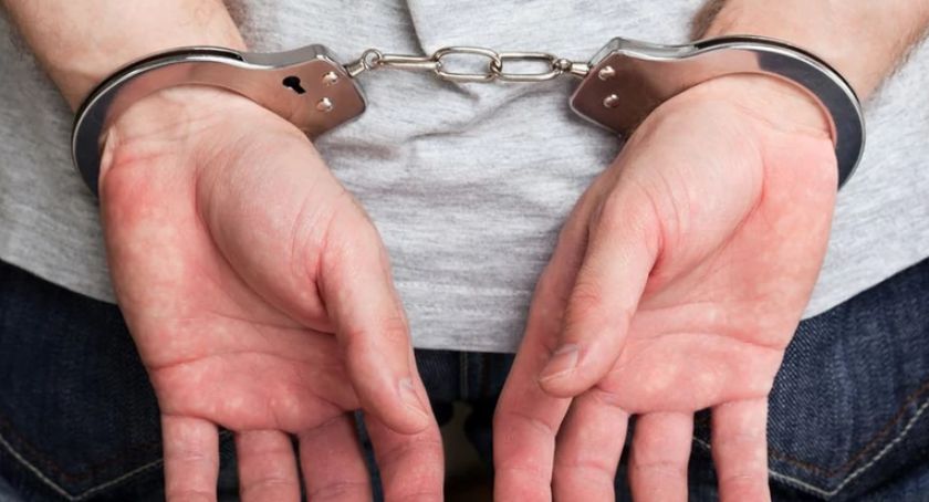 Fałszywy hydraulik wpadł w ręce policjantów z komisariatu na wrocławskim Grabiszynku. Został już tymczasowo aresztowany