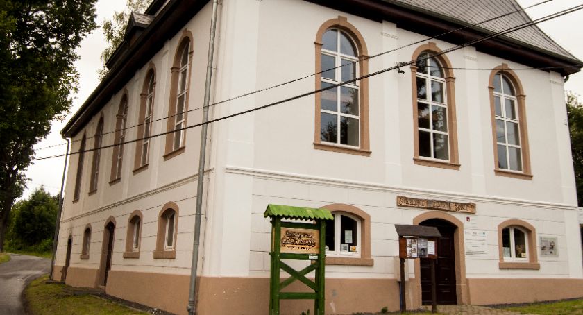 Karkonosze GO - Artystyczna Galeria Izerska w Kromnowie
