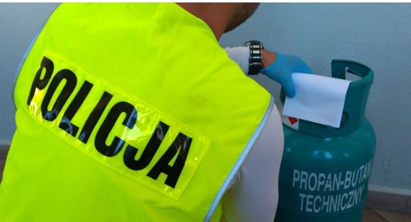Średzcy policjanci w ostatniej chwili zakręcili butlę z gazem i zapobiegli tragedii