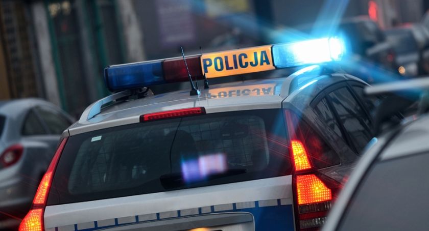 Otworzył okno samochodu, a ze środka buchnęła woń marihuany