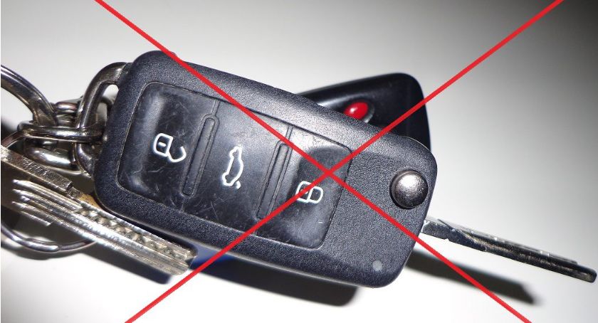 Jechał w południe przez Wrocław w stanie nietrzeźwości i z sądowym zakazem prowadzenia pojazdów mechanicznych