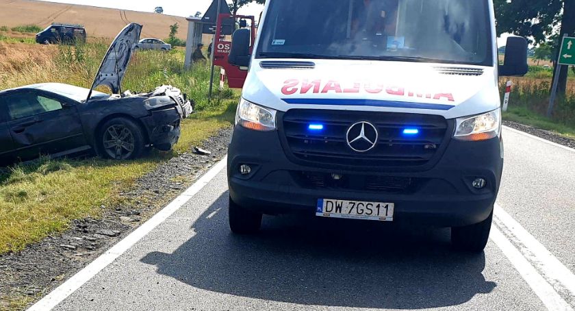 Dachowanie Audi w Miechowicach Oławskich