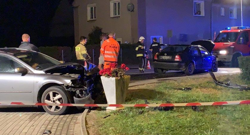 Wypadek w Osieku. Pijany kierowca wymusił pierwszeństwo.