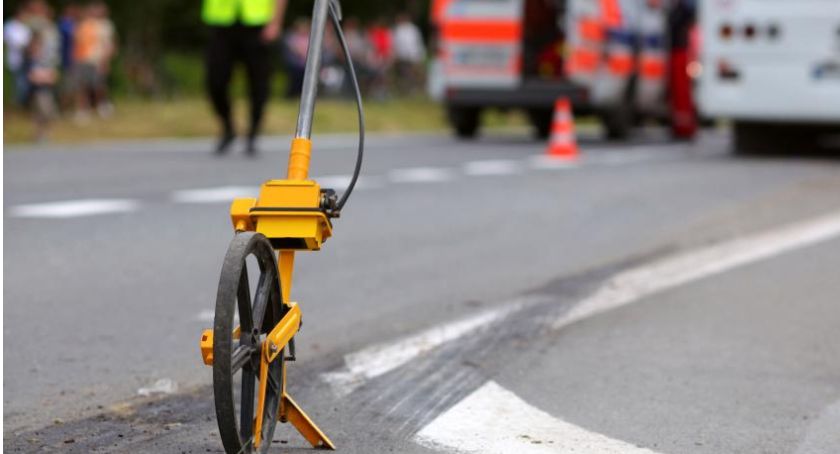 Śmiertelny wypadek na Pilczyckiej. Pieszy zginął na pasach