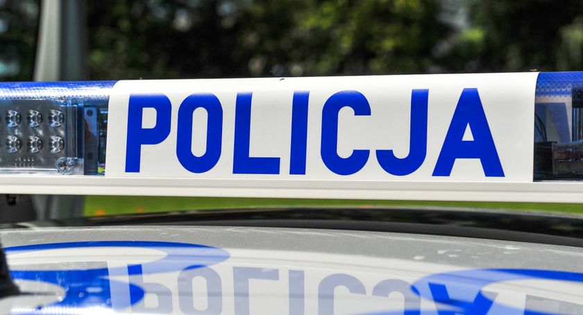 Groził nożem pracownikom firmy energetycznej. Podczas zatrzymania policjanci zabezpieczyli przy nim kilkaset porcji narkotyków