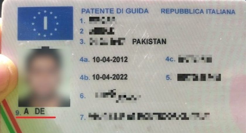 Posługiwał się podrobionym prawem jazdy, został zatrzymany przez policjantów z wrocławskiej drogówki