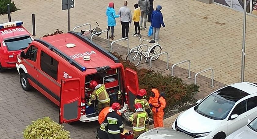 Głupi żart czy poważne zagrożenie?  Zgłoszenie o bombie biologicznej w firmie przy ulicy Zakładowej