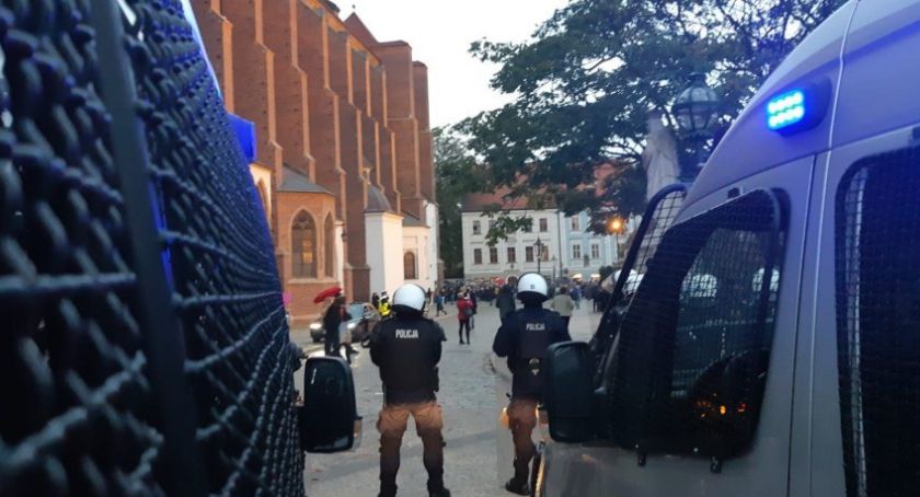 Spokojnie podczas zgromadzenia we Wrocławiu