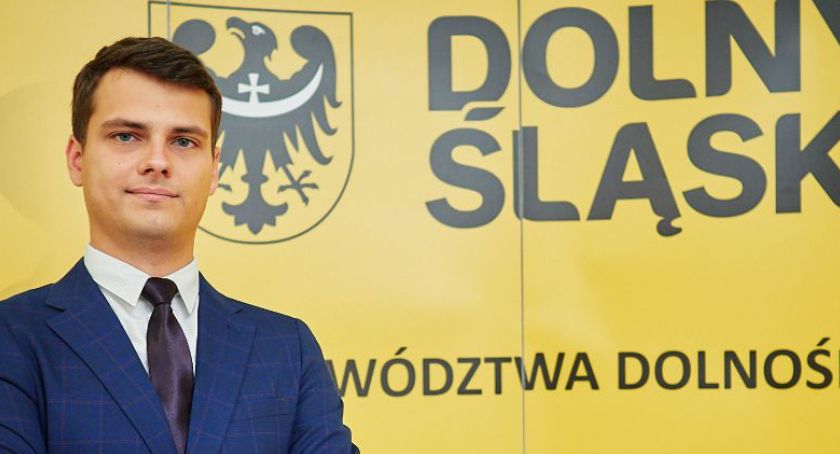 Nie zgadzamy się na polityczną hucpę, którą proponują nam radni klubów KO i N+