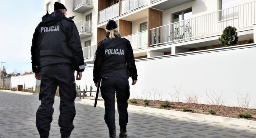 Dobrze się czuła wiec pojechała do Krakowa- 36 latka złamała obowiązek kwarantanny