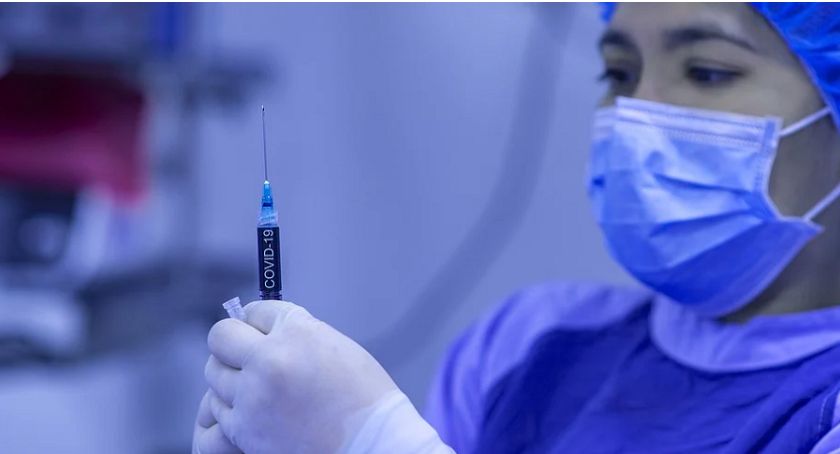 Covid 19 - Punkty szczepień wyznaczone. Pielęgniarki gotowe do strajku