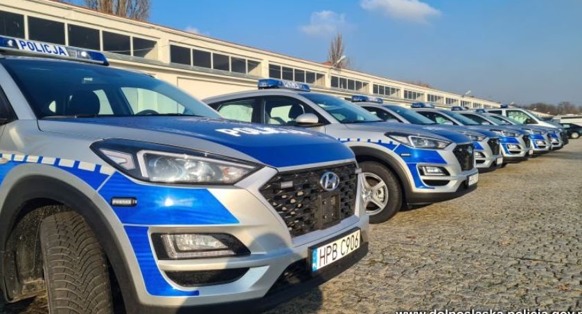 Nowe radiowozy dla dolnosląskich policjantów
