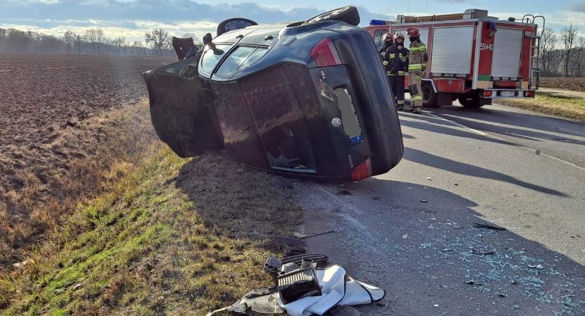 Wypadek pomiędzy Ciechowem a Środą Śląską 