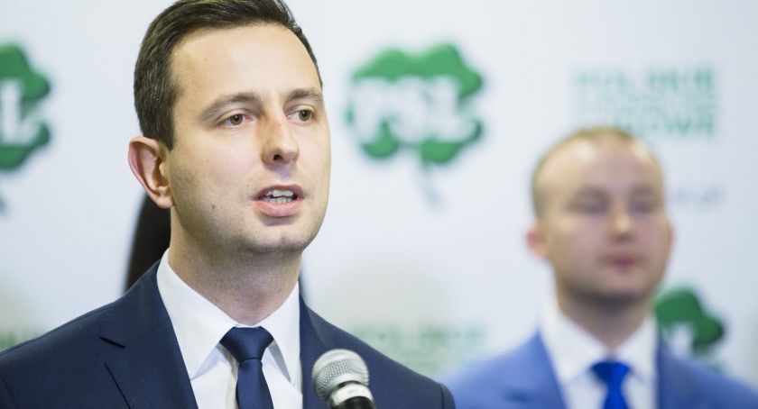 Zniesienie obostrzeń albo zbiorowy pozew. Kosiniak - Kamysz w obronie przedsiębiorców