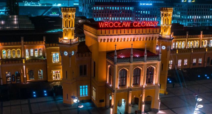 „Ośmiu Wspaniałych” – Konkurs dla młodych wolontariuszy
