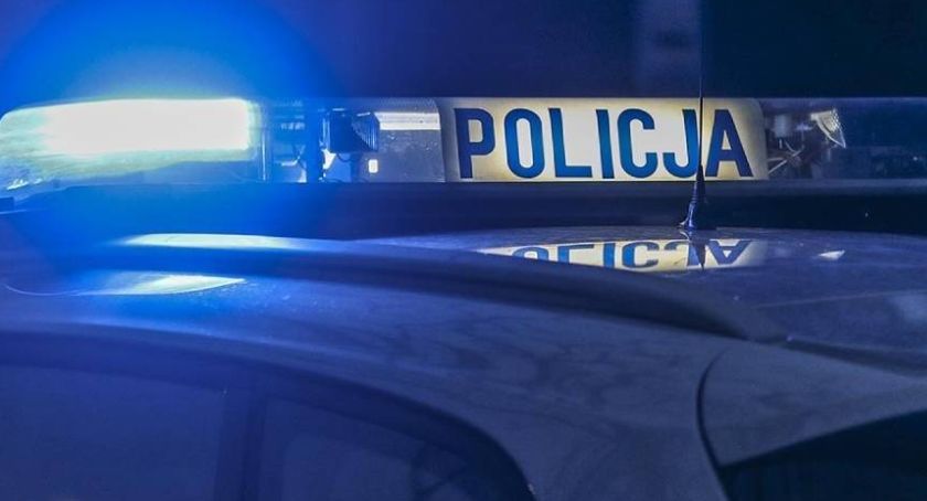 Nietrzeźwy i bez uprawnień nocą jechał przez Wrocław. Był też poszukiwany