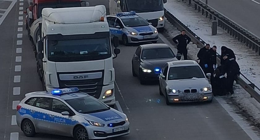 Policyjny pościg na autostradzie A4. Zobacz moment zatrzymania.
