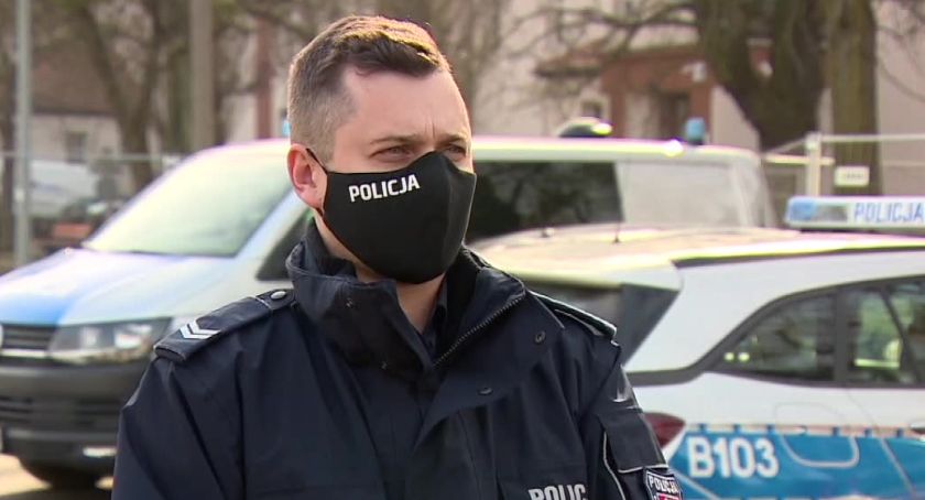 Ruchome schody w galerii handlowej we Wrocławiu wciągnęły stopę trzylatka. Dziecko ma złamaną kość śródstopia