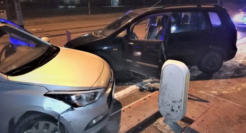 Zostawił auto z włączonym silnikiem - już po chwili odjechał nim złodziej