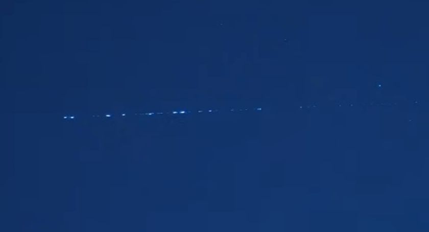 Przelot Starlinków nad Polską