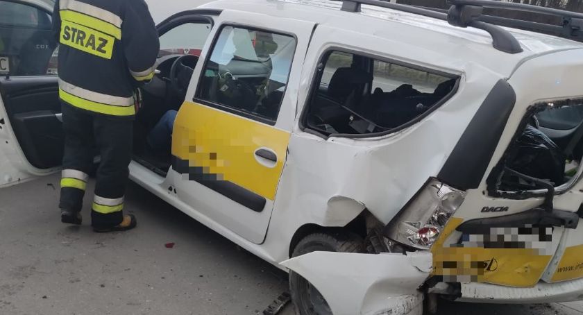 Zderzenie czterech samochodów na autostradzie A4