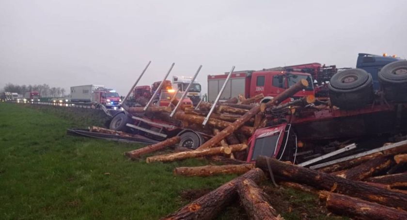Sprawca wypadku na A4 był pijany. Wydmuchał ponad 3 promile