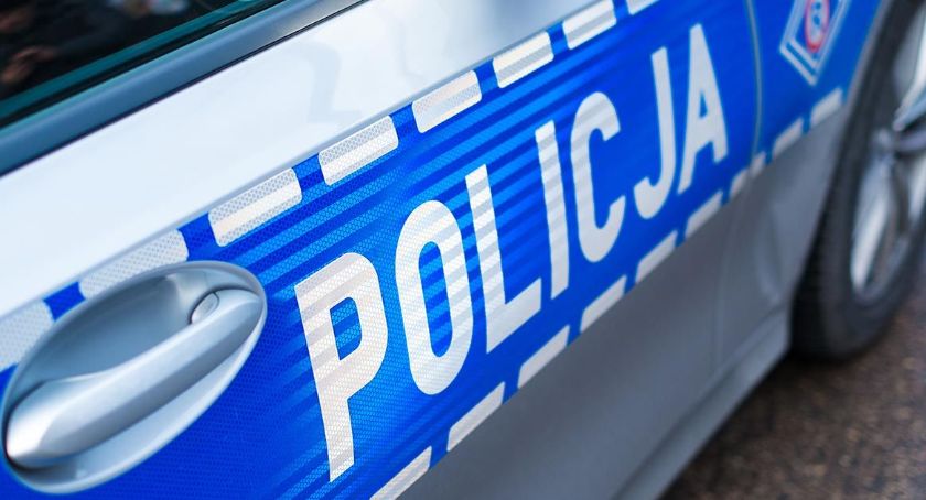 Zostawił pojazd na środku ruchliwej ulicy i zaczął uciekać pieszo. Po chwili był już w rękach policjantów