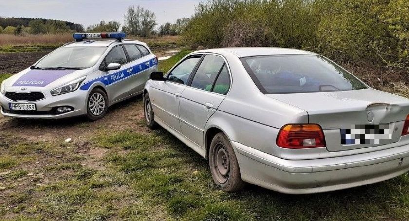 Miał zrywać na polu pokrzywę. Trafił prosto do jednostki Policji