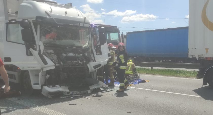 Groźny wypadek na 159 kilometrze autostrady A4. Na miejscu lądował LPR