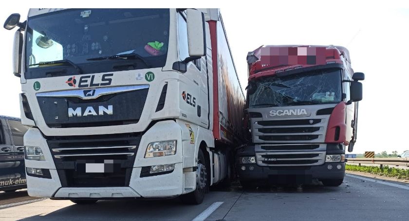 Zderzenie czterech pojazdów na autostradzie A4