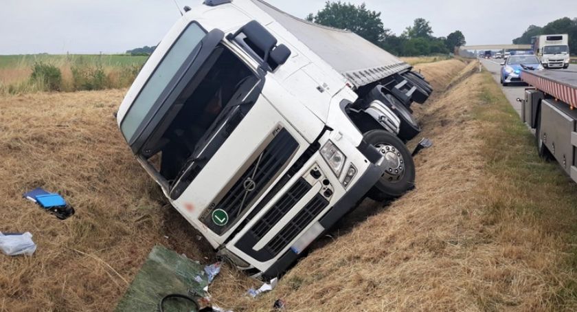 Autostrada A4. Kierowca ciężarówki zasnął za kierownicą