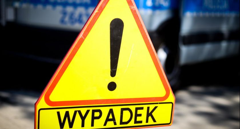 Brochów. Zderzenie auta osobowego z motocyklem