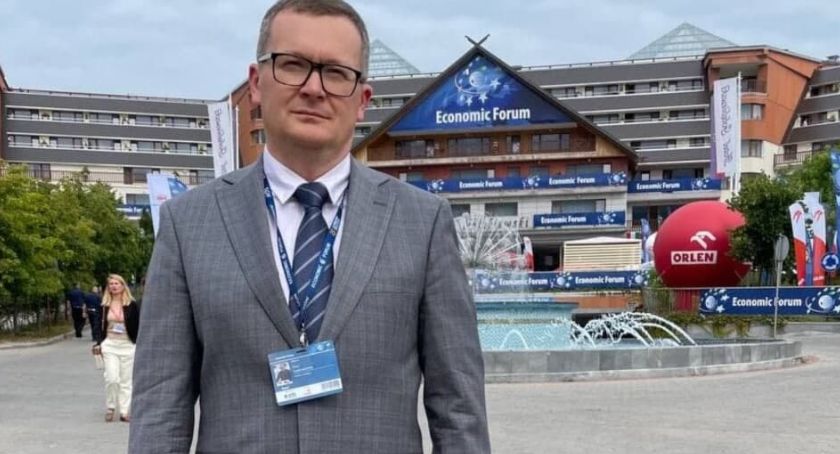 Pracownik białoruskiego KGB na Forum Ekonomicznym w Karpaczu