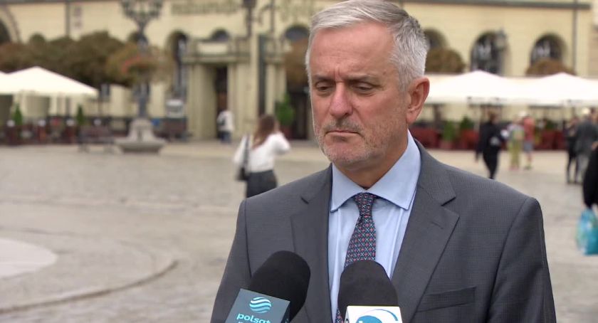 Prezydent Wałbrzycha wyrzucony z pracy w szpitalu