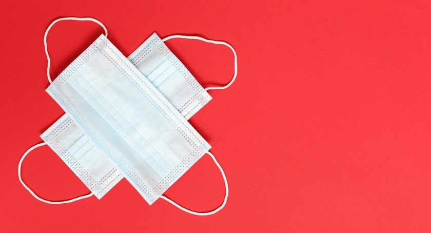 Pandemia skończy się za rok?