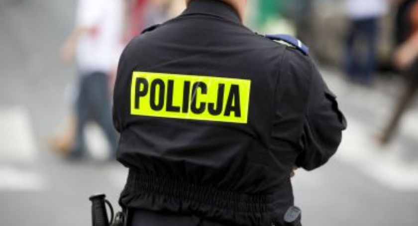 Napad na bankomat przy Powstańców Śląskich. Trwają poszukiwania sprawców zdarzenia