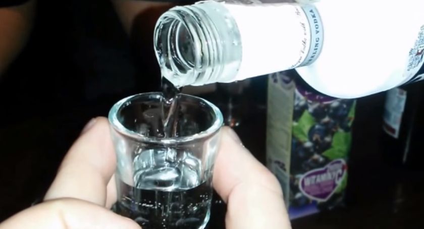 Obywatelskie zatrzymanie nietrzeźwego kierowcy na ul. Karkowskiej. 39-latek miał ponad 2,5 promila alkoholu w organizmie