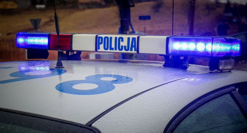 Zwłoki kobiety na dachu budynku